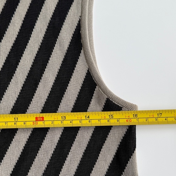 VTG Emanuel Ungaro Knit Sweater Tank Top Striped Medium M Petite Classic Capsule - Picture 3 of 5